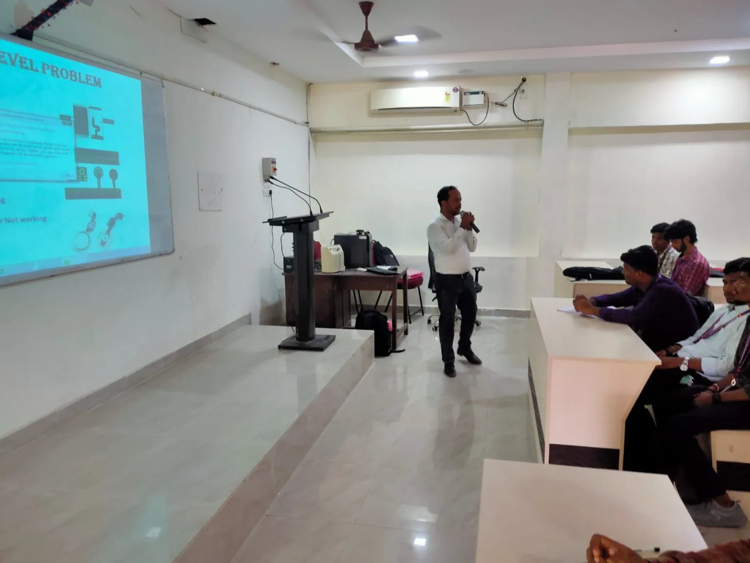 Mobile Servicing Seminar at Bharath Engineering College photo 4
